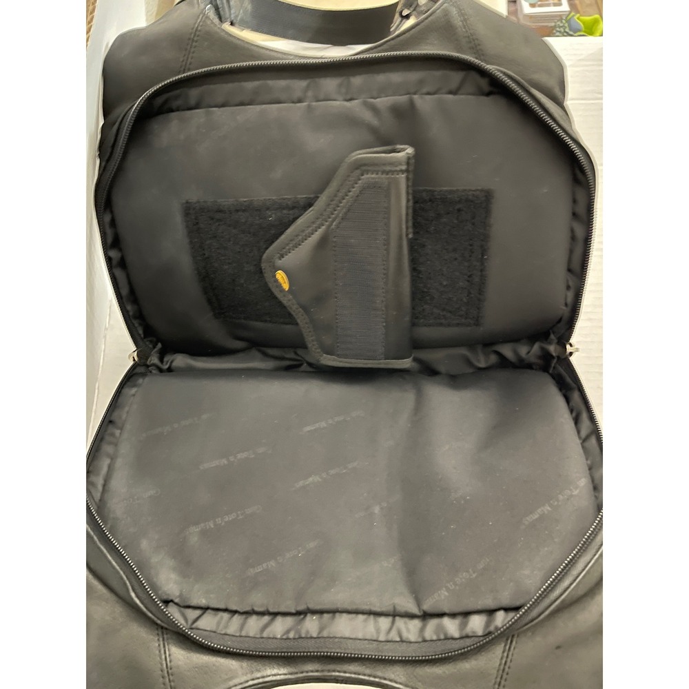 Gun Tote'n‎ Mamas Black Leather Concealed Carry Shoulder Bag RFID CCW Purse - Picture 8 of 16